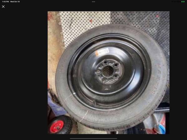 Photo Ford bronco sport Taurus any car truck trailer with 5x108 bolt patterN $150