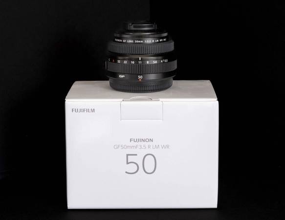 Fujifilm GF 50mm 3.5 GFX lens $599