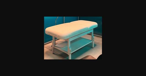 Photo Full Size, Adjustable Massage Table, 6 X 28 $500
