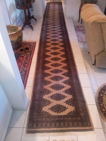 Photo Hand Woven Carpet Runner 20.5 Feet $125