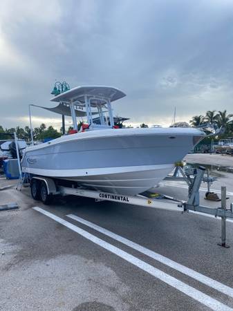 Photo Robalo R242 2023 For Sale $150,000