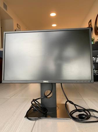 Photo Used Dell Flat Panel LED Monitor P2217H - perfect for work and ent $29