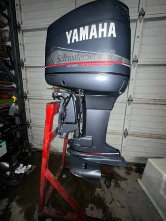 Photo Yamaha 150 hp outboard $3,400
