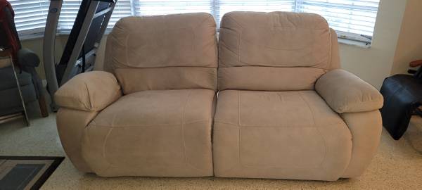 Photo nice couch for 2 fold out reclining sofa grey cloth great shape $175