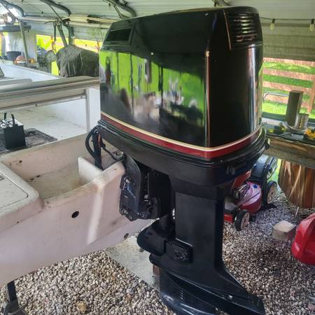 Photo outboard engine $1,200