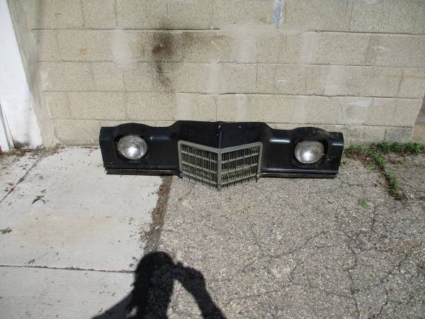 Photo 1969-72 Pontiac Grand Prix SJ Model J parts