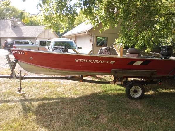 Photo 1989 Starcraft 16 Fishing Boat $1,250