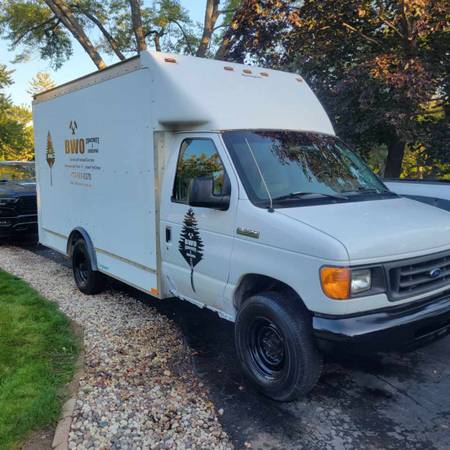 Photo 2006 Ford E350 Cargoport Box Truck $3,300