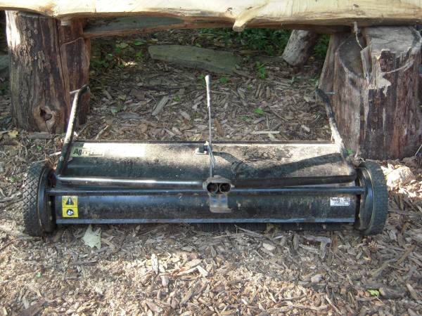 Photo Agri-Fab Tow-Behind Lawn Sweeper 42 wide $125