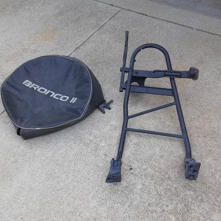 Photo Ford Bronco II Spare Tire Carrier $100