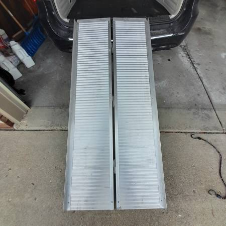 HAUL MASTER 1200 lb. Capacity Convertible Aluminum Loading Ramp $100 ...