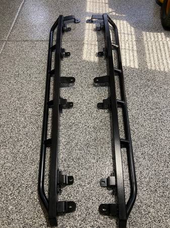 Photo Jeep Gladiator Rock Sliders $450