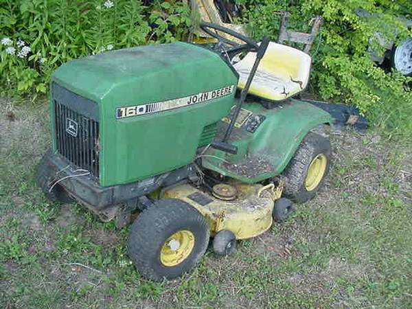 Photo John Deere 160 Garden Tractor Mower $150