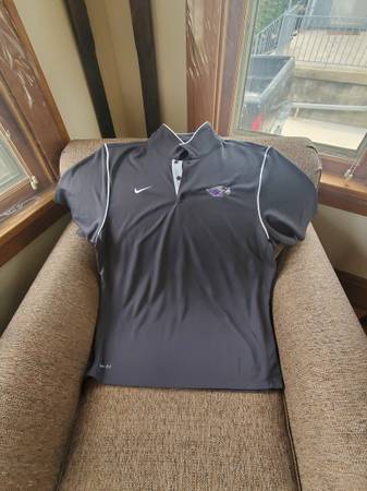 Mens UW-Whitewater Nike Polo Shirt - XL (Never Worn) $20