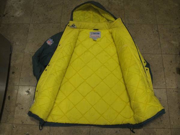 NFL Insulated Green Bay Packers Hooded Stadium Jacket Mens Size XL $35
