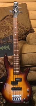 Photo New Ibanez GSRM Short Scale Bass Guitar-Optional Chromecast Hard Case $180