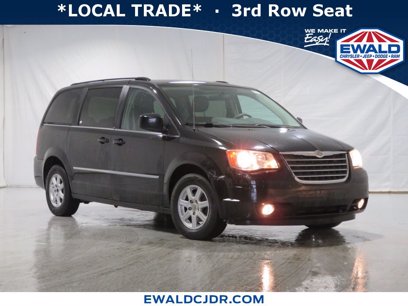 Photo Used 2010 Chrysler Town  Country Touring for sale