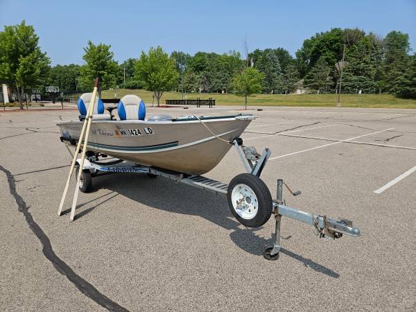 14 Northwood Aluminum Fishing Boat, trailer and accessories $1,500