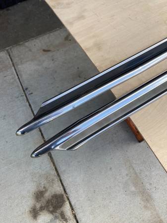 Photo 1954 Ford Fender Trim $50