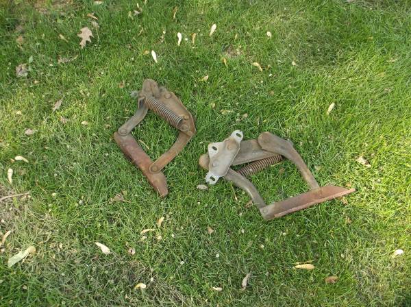Photo 1979 Ford truck hood hinges. $40