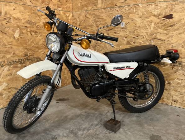 Photo 1979 Yamaha DT100 Enduro Only 817 miles $2,200