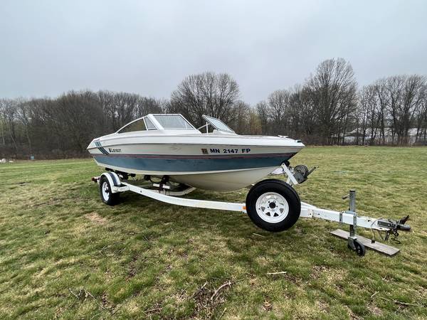 1989 Larson Speedboat $2,200