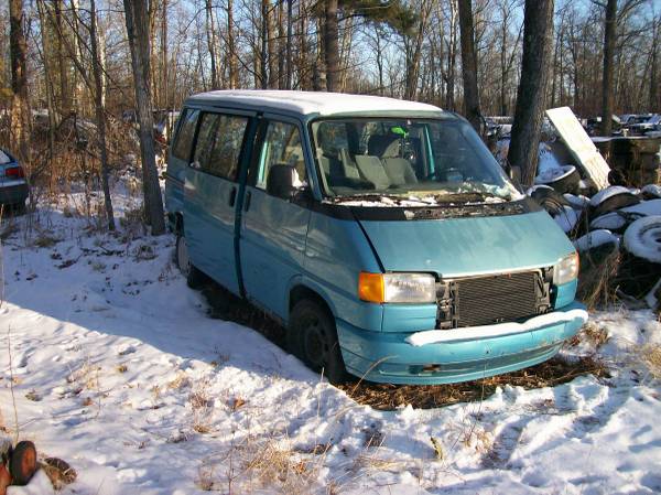 Photo 1993 VW EUROVAN 2.5 PARTING OUT