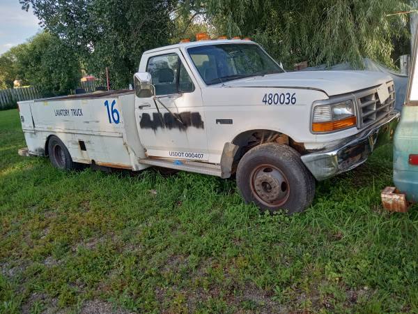 Photo 1997 Ford F-250 Super Duty Pump Truck $1,300