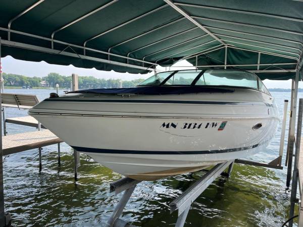 Photo 2000 Chris Craft 210 Bowrider-LOW HOURS $14,000
