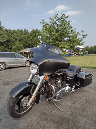 Photo 2009 Harley Davidson street glide black pearl $11,600
