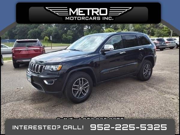 Photo 2017 Jeep Grand Cherokee Limited 4x4 4dr SUV $19,950