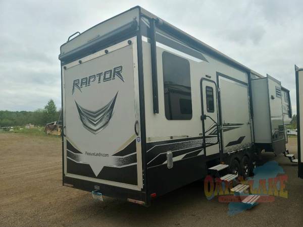 Photo 2018 Keystone RV Raptor 428SP Fifth Wheel $79,999