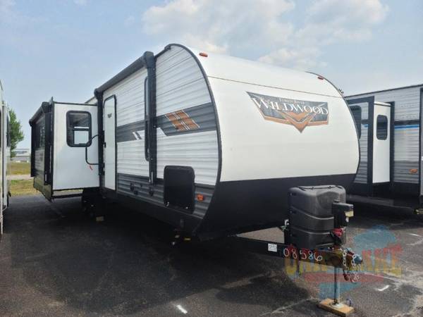 Photo 2021 Forest River RV Wildwood 27RE Travel Trailer $28,850