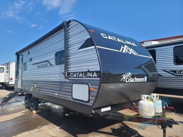 Photo 2024 Coachmen RV Catalina Summit Series 8 231MKS Travel Trailer $29,875
