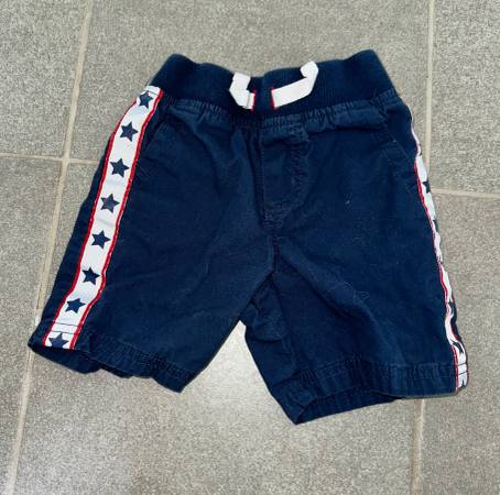 Photo 2T Navy Blue Star Shorts $2