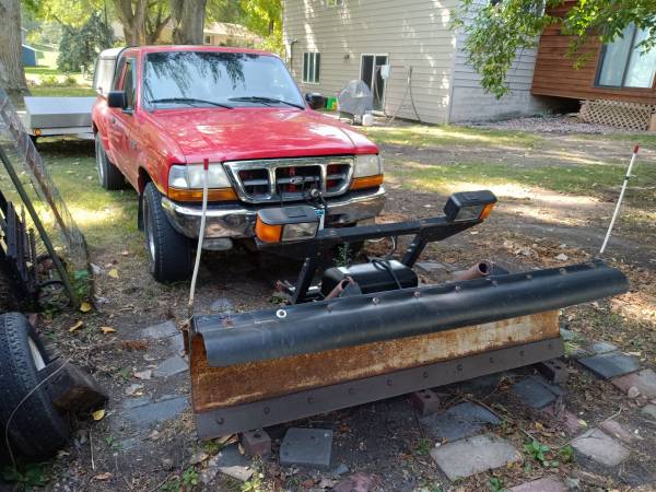 Photo 99 Ford ranger 4x4 with sno-way plow $2,650