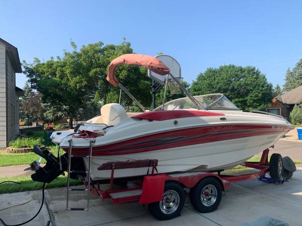 Photo Azure deck boat $20,500