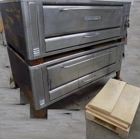 Blodgett 1060 Double Stone Deck Pizza Oven 77 x 45 x 64 $14,995