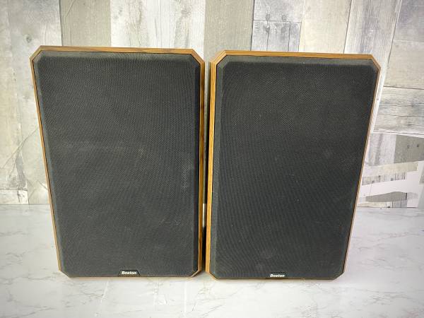 Photo Boston Acoustics HD7 Speakers - Black Bookshelf - 8 Ohms - Tested - 14 x 9 $30