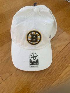 Photo Boston Bruins Hat - NEW $20
