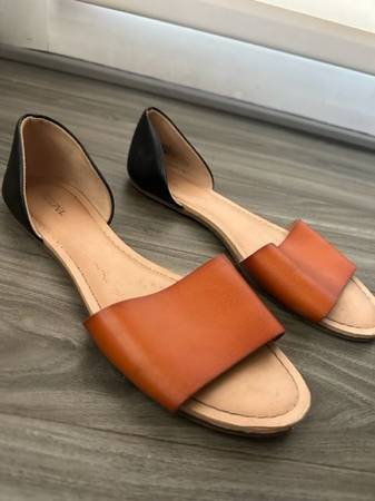 Photo Brown and Black Sandals Flats $10