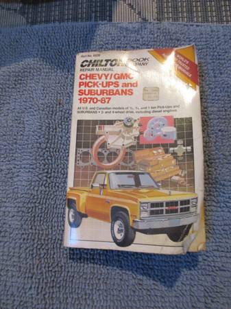 Photo Chilton book for Chevy GMC pick ups suburbans 1970-1987 $5