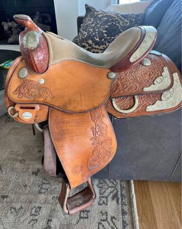 Photo Circle Y Saddle for Sale $420
