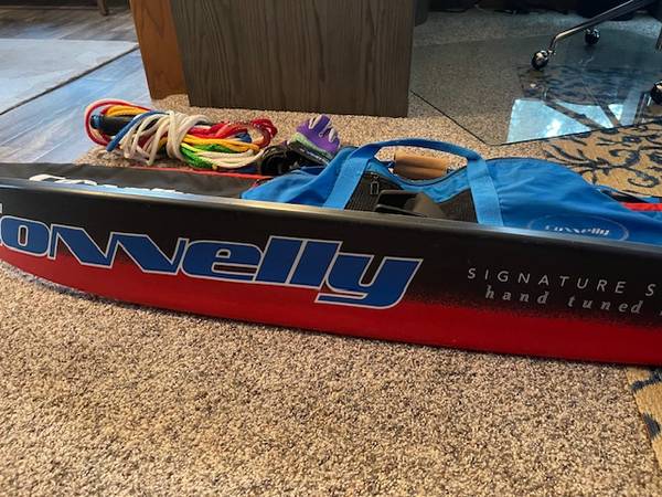 Connelly Rocket Water Ski $150