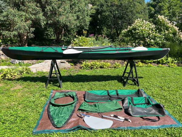 Photo FOLBOT CLASSIC KAYAK  COMPLETE ACCESSORIES $1,200