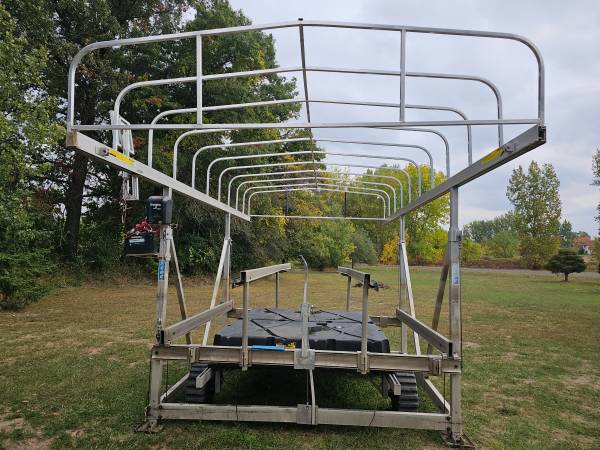Floe Boat Lift  Float and Roll $12,500