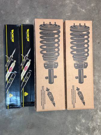 Photo Ford Fusion Quick Struts and Rear Shocks - New in Box $220