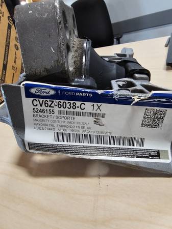Photo Ford Torque Strut Engine Mount Fits 2012-2018 Focus (New) $25