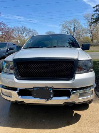 Photo Ford f-150 FX4 CREW CAB SUPER LOW MILES ONLY 53,181 $9,000