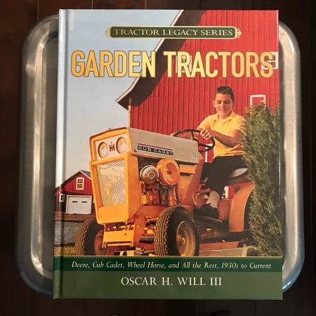 Photo Garden Tractors Deere, Cub Cadet, Wheel Horse, and All the Rest 128pg $45